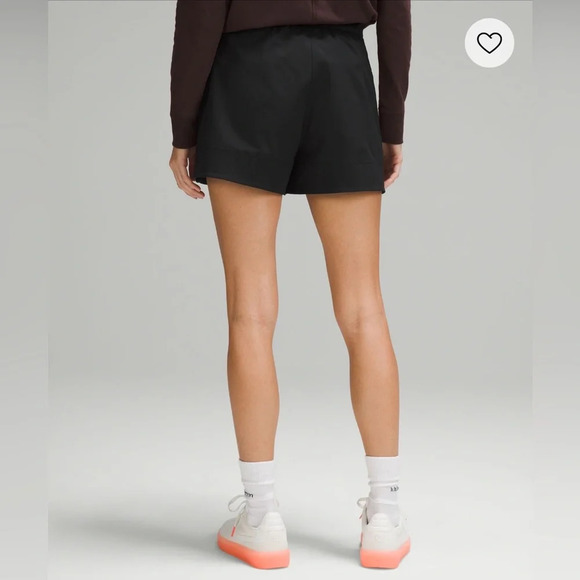 Lululemon Cinchable Waist High-Rise Woven Short - Picture 3 of 5